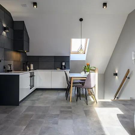 Apartament 66 Zator ヴァドヴィツェ