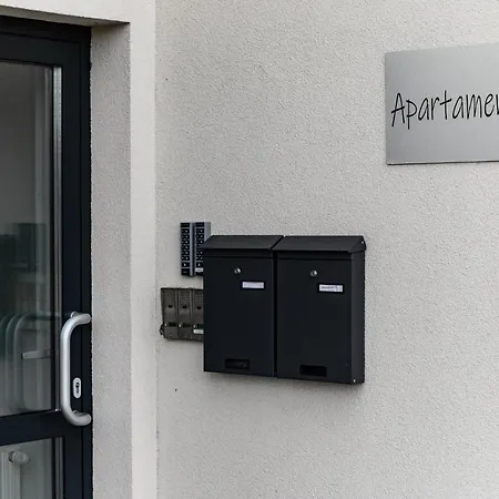 アパート Apartament 66 Zator ヴァドヴィツェ